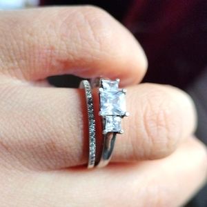 Selling different types of Rings